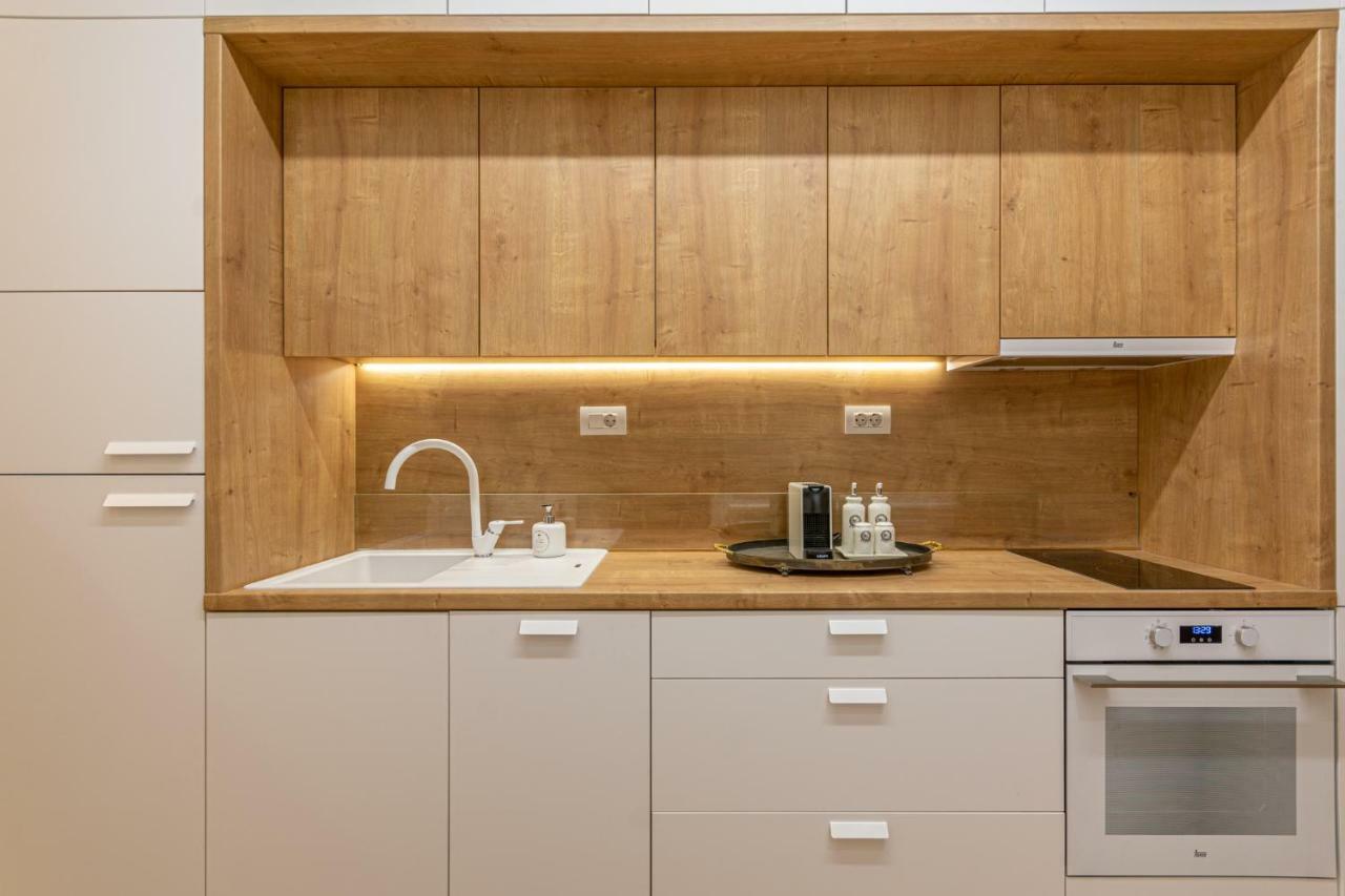 Chandakos 8 Design Apts Ираклион Экстерьер фото